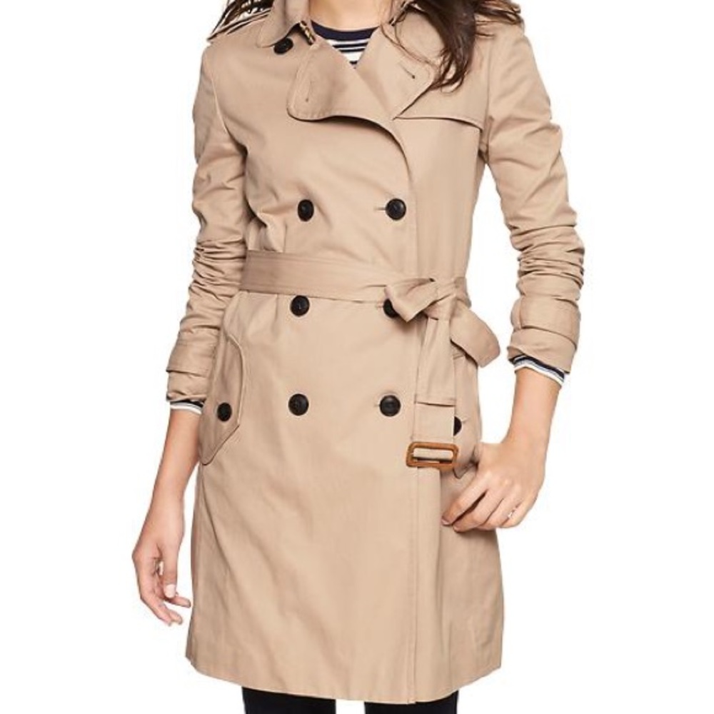 EUC Classic Gap trench coat.  XL